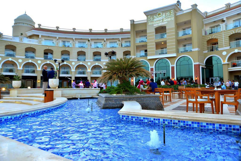 SUNRISE ROMANCE RESORT - SAHL HASHEESH, HURGADA