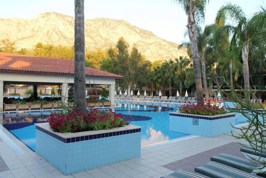 Champion Holiday Village