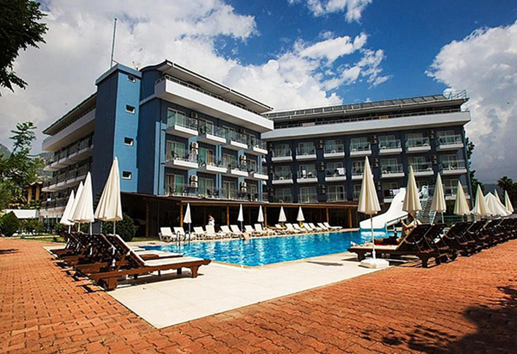 Monna Roza Garden Resort Hotel