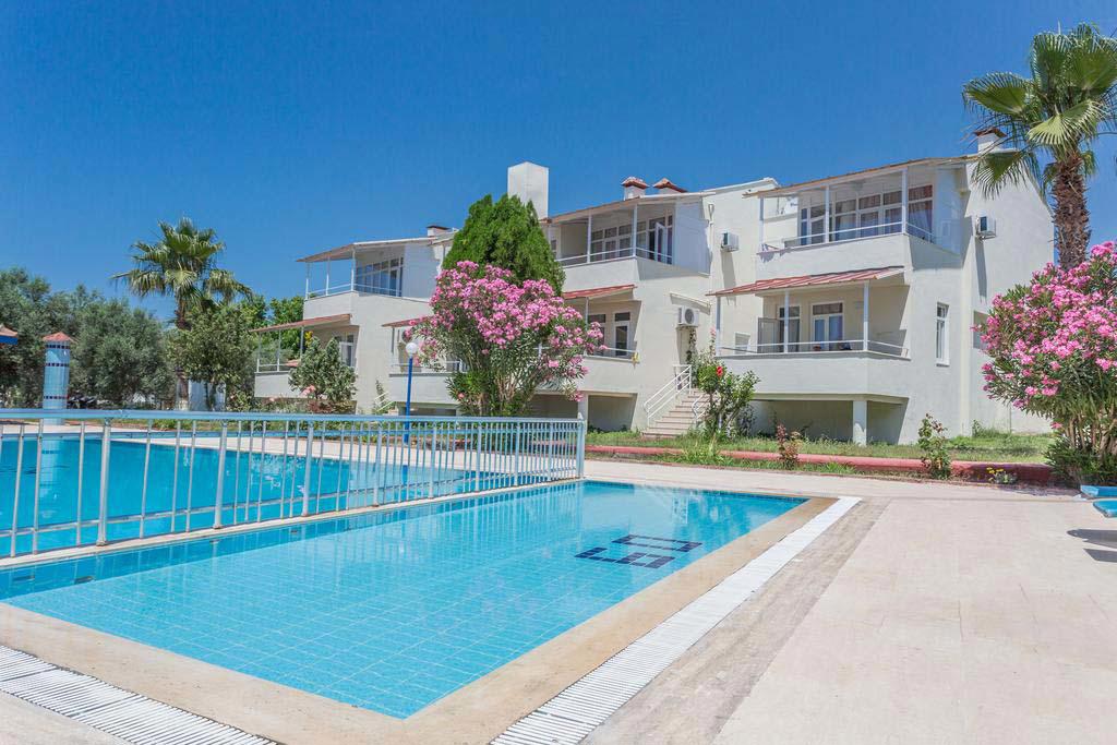 HEAVEN BEACH APART 
