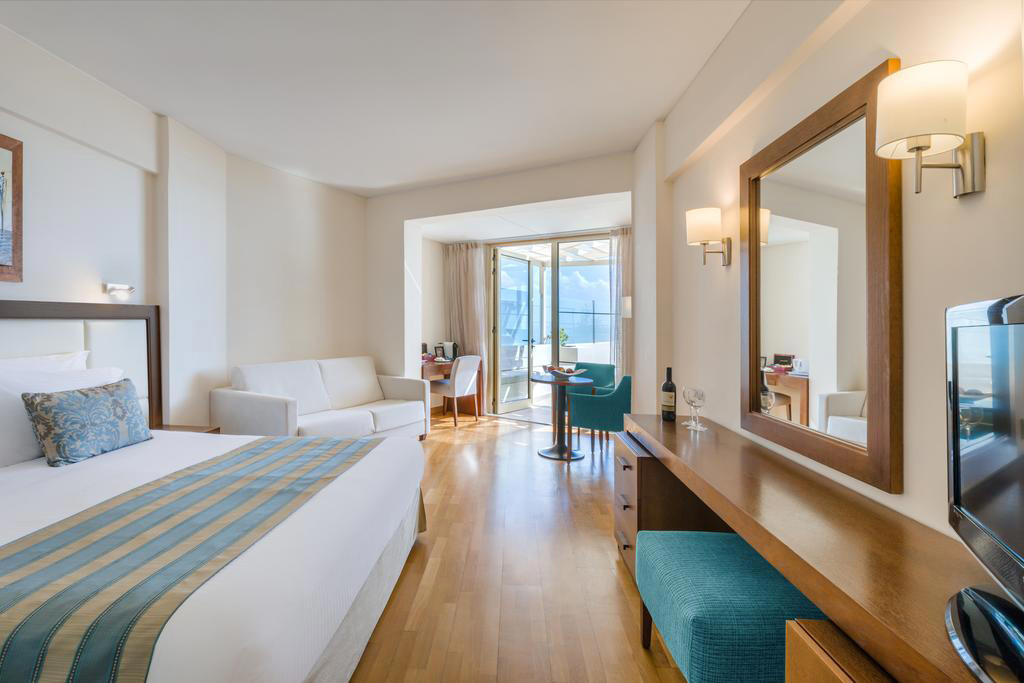 GOLDEN BAY HOTEL - LARNACA BAY