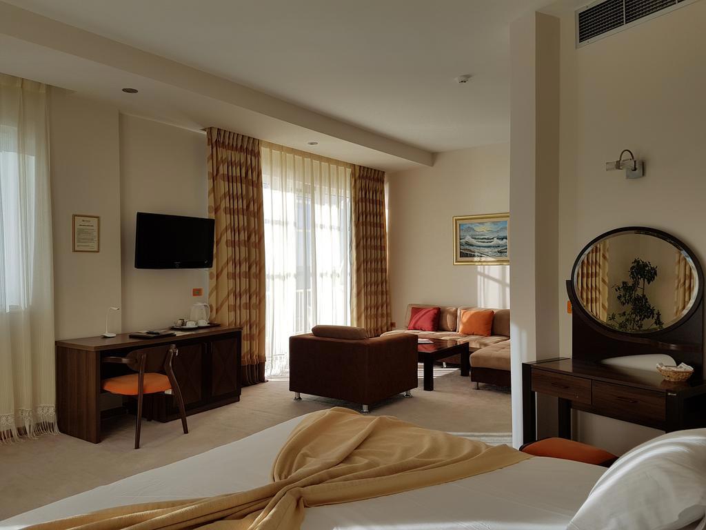 Aragosta Restaurand-hotel
