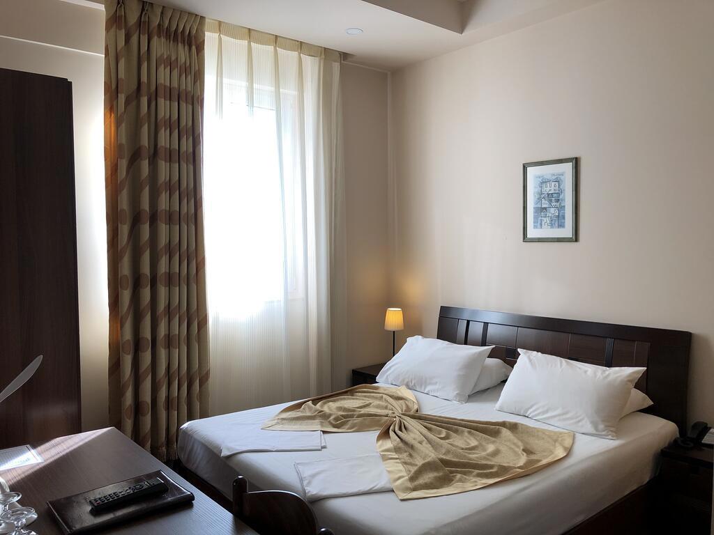 Aragosta Restaurand-hotel