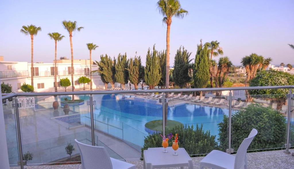 Fedrania Hotel