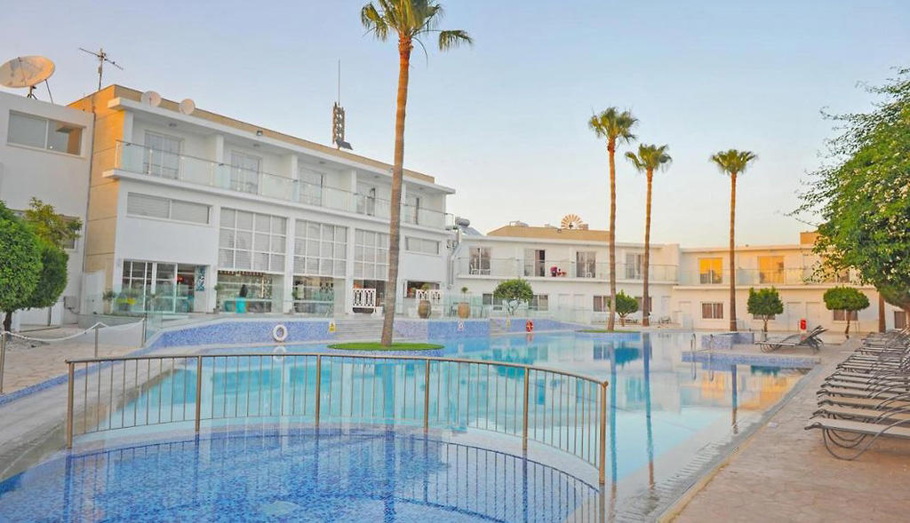 Fedrania Hotel