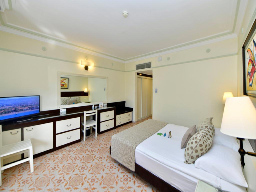 ALI BEY CLUB & ALI BEY PARK 