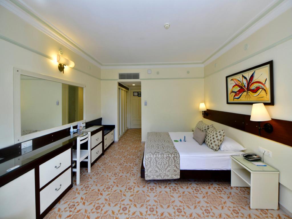 ALI BEY CLUB & ALI BEY PARK 