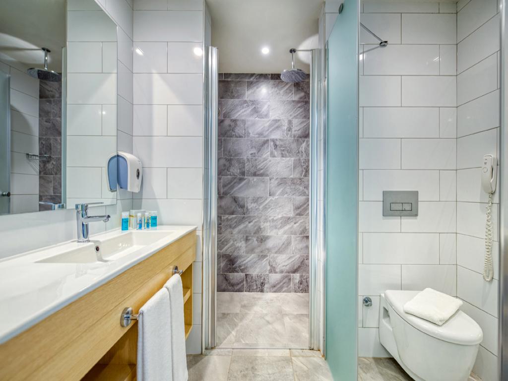 NUMA BAY EXCLUSIVE HOTEL