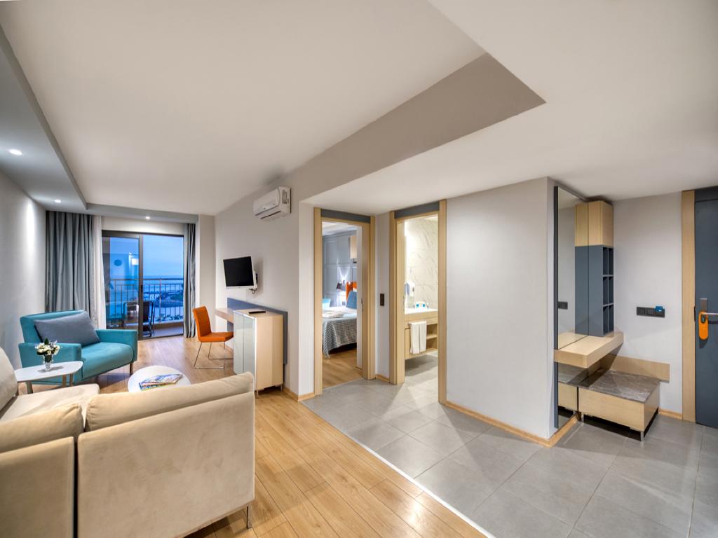 NUMA BAY EXCLUSIVE HOTEL