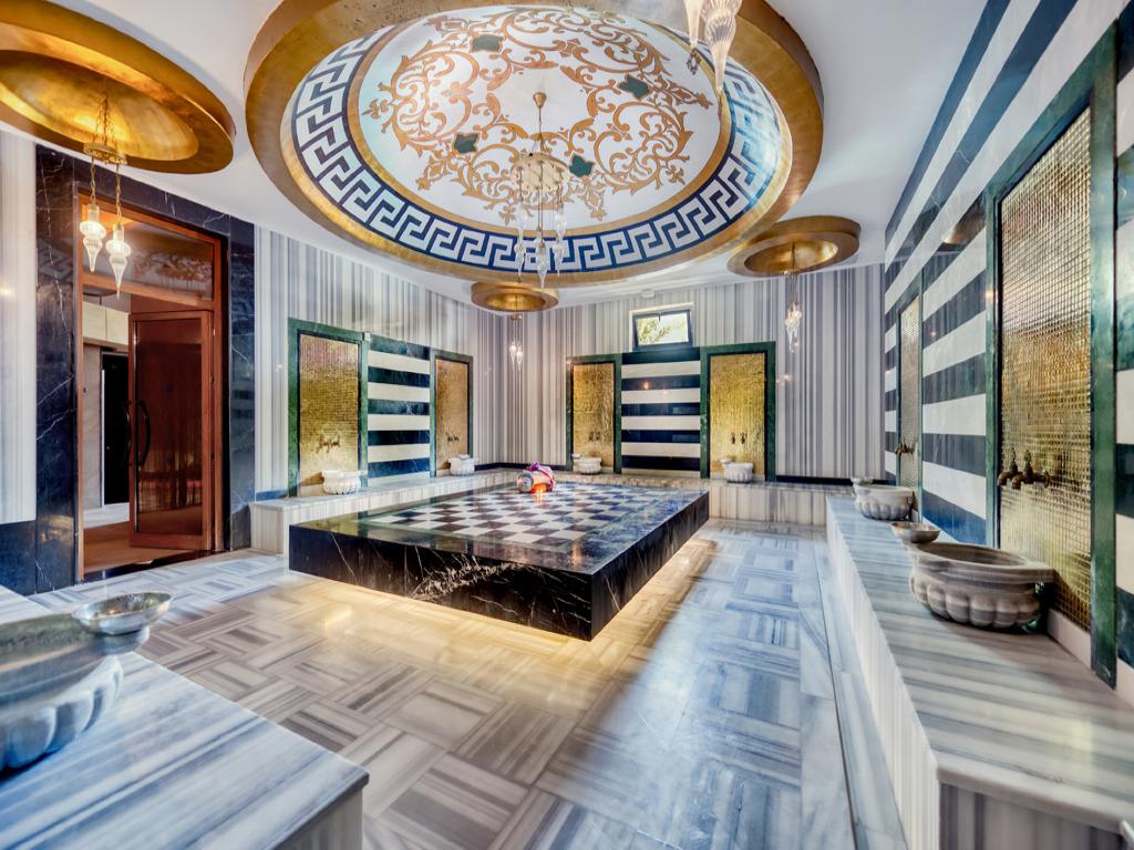 NUMA BAY EXCLUSIVE HOTEL