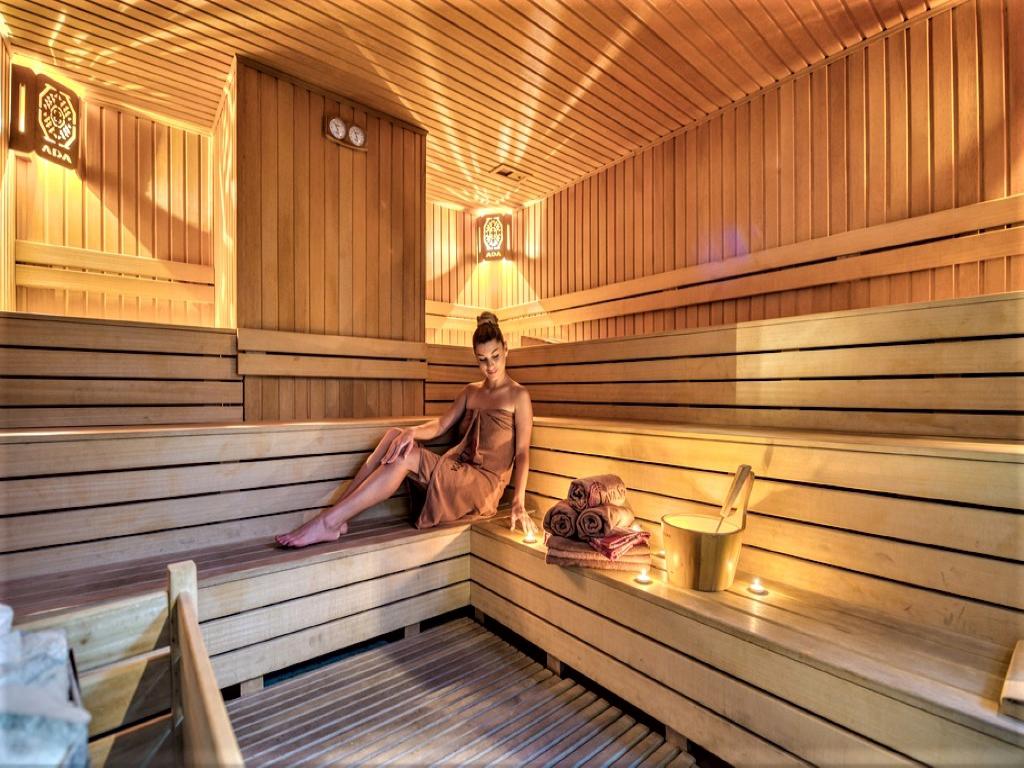 NUMA BAY EXCLUSIVE HOTEL