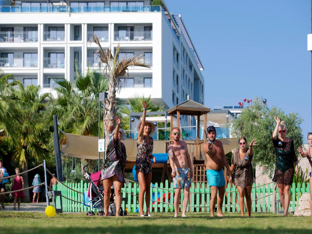 NUMA BAY EXCLUSIVE HOTEL