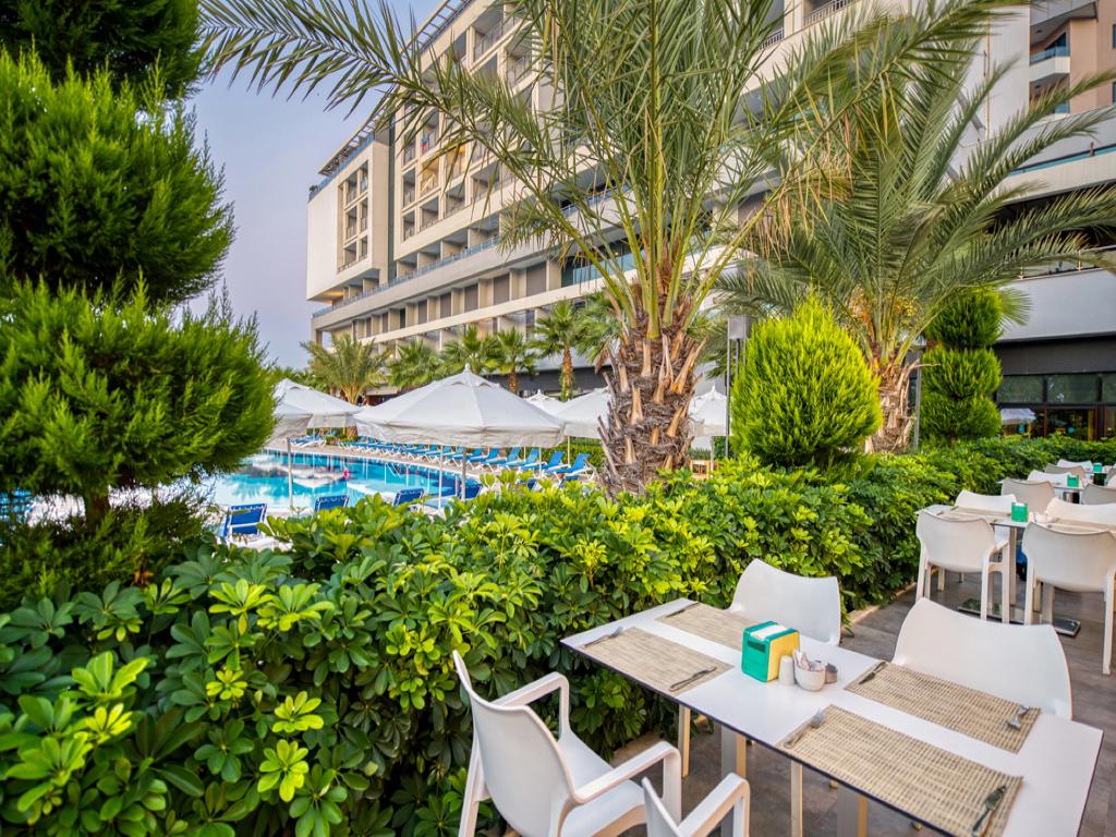 NUMA BAY EXCLUSIVE HOTEL