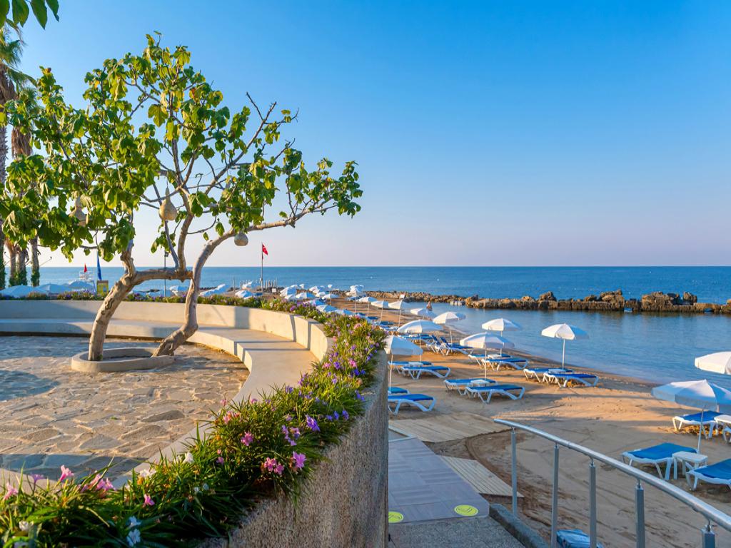 NUMA BAY EXCLUSIVE HOTEL
