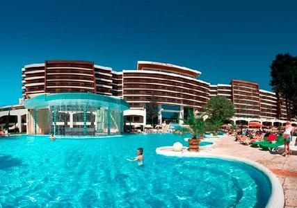 Flamingo Grand Hotel & Spa