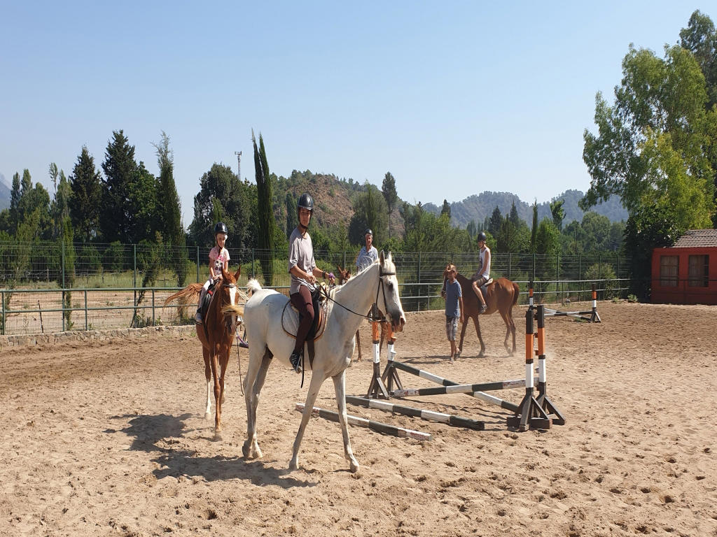 HOTEL BERKE RANCH