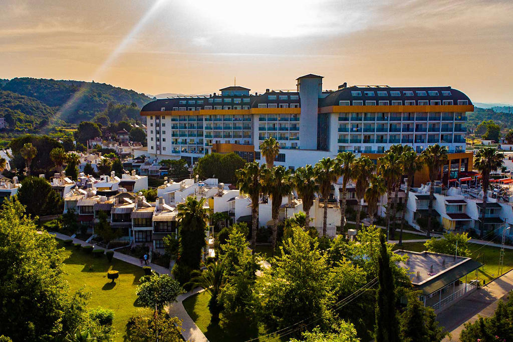Throne Beach Resort & Spa