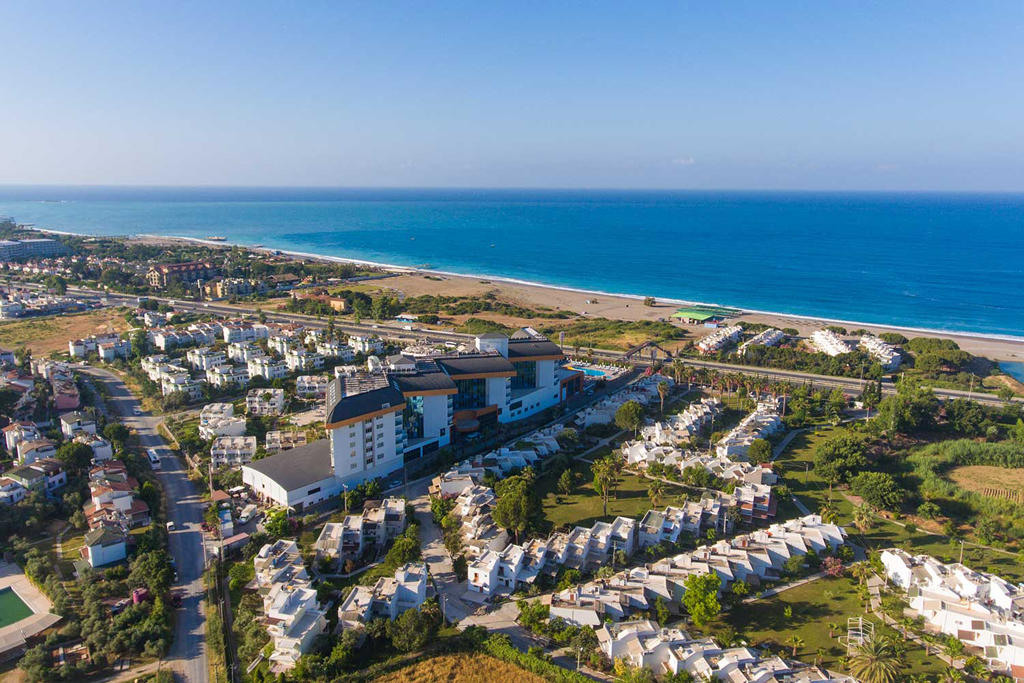 Throne Beach Resort & Spa
