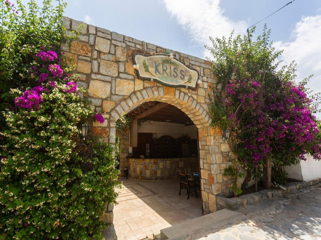 KRISS HOTEL