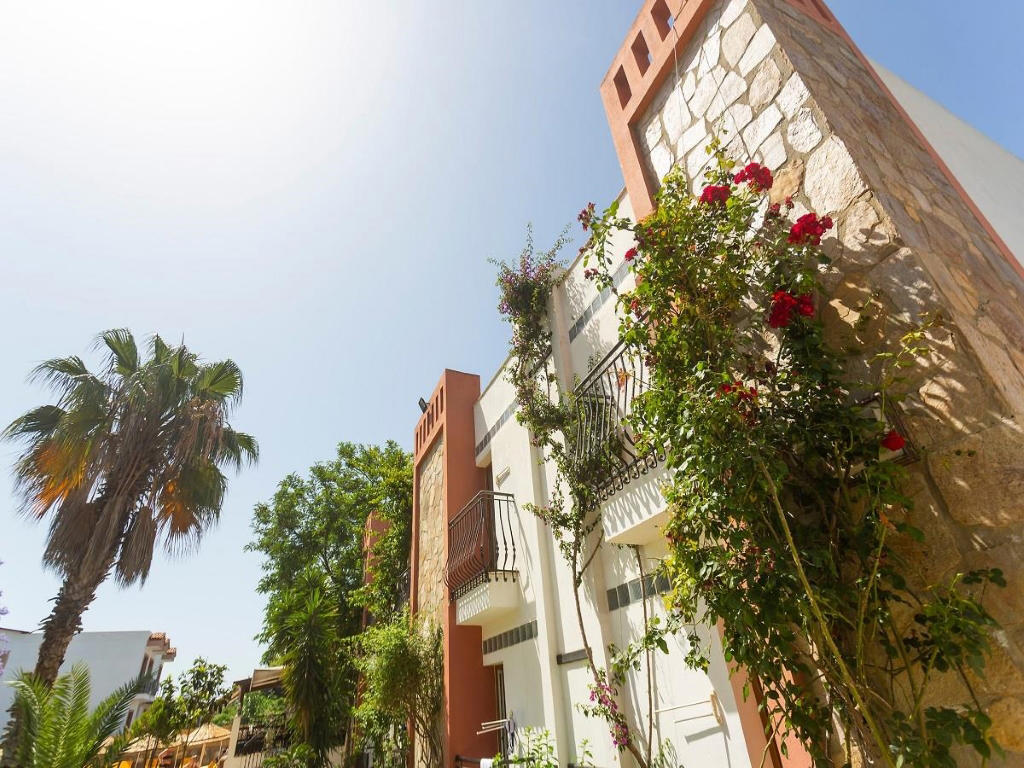 KRISS HOTEL
