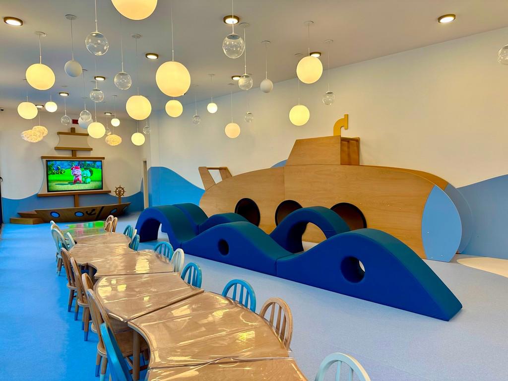Blue Wave Suite Hotel