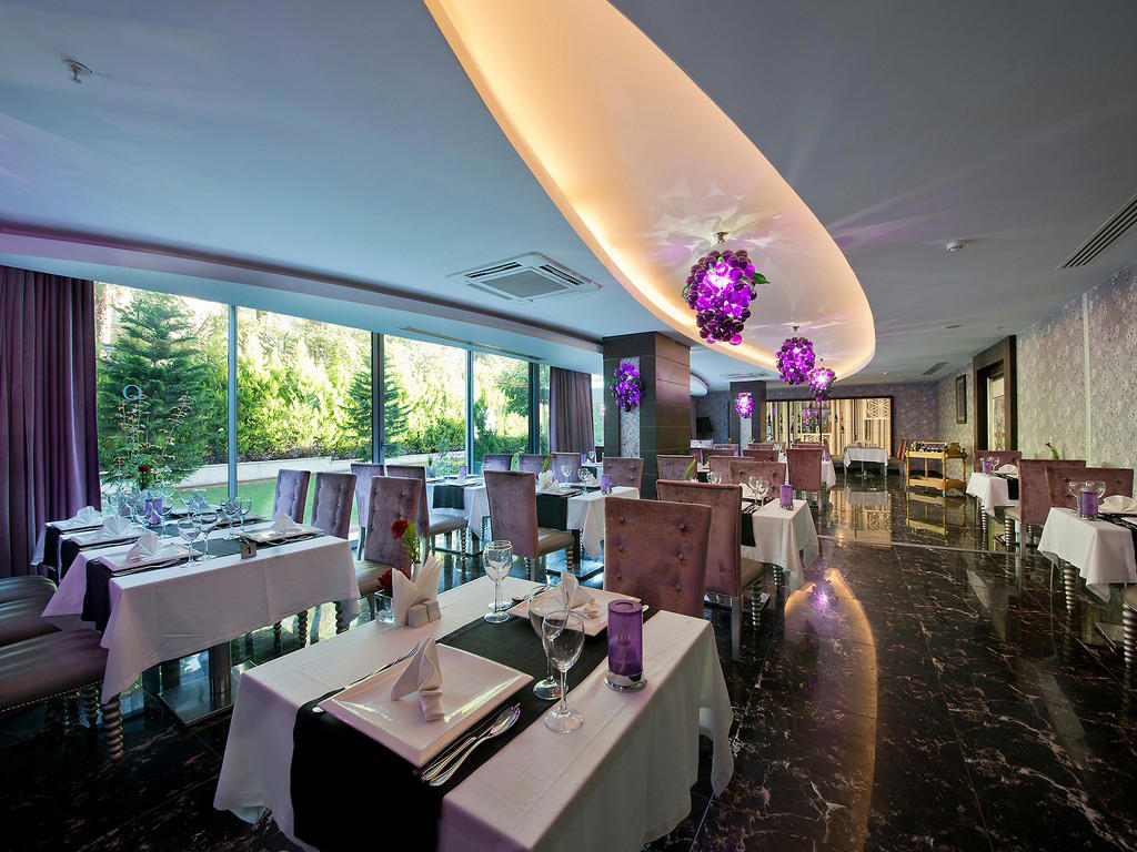 Q PREMIUM RESORT
