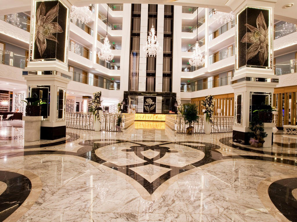 Q PREMIUM RESORT