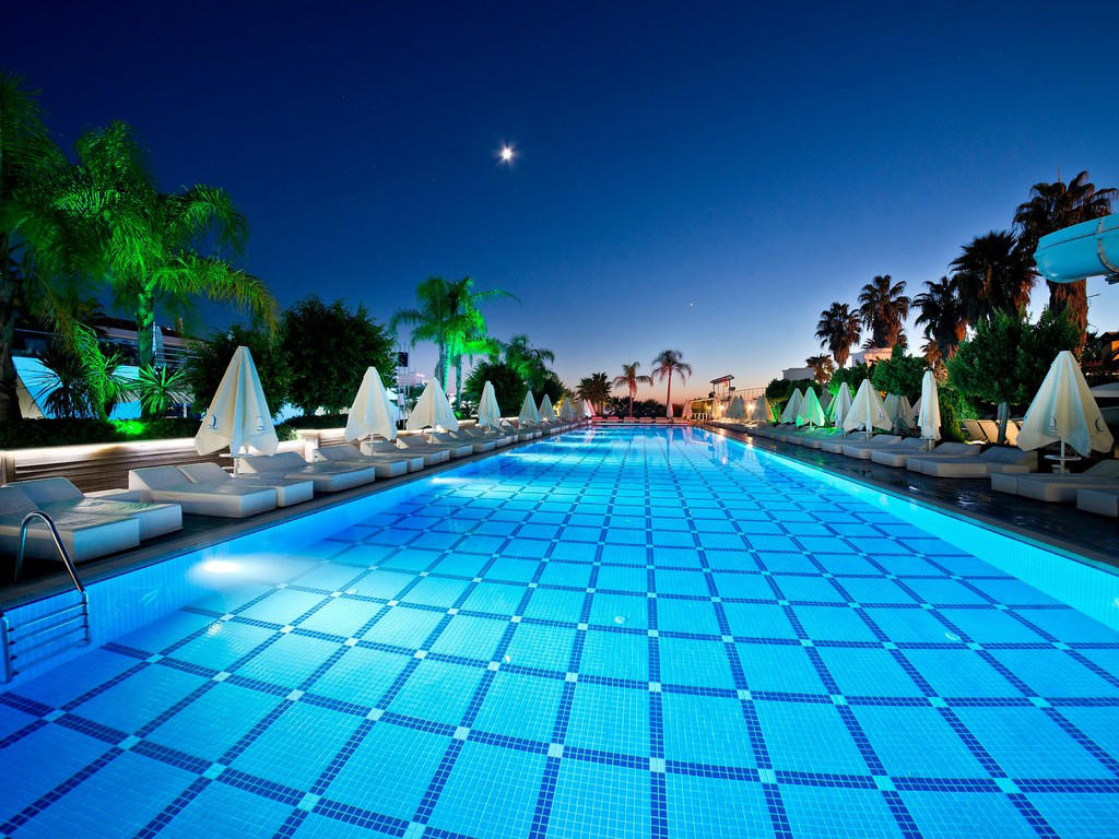 Q PREMIUM RESORT