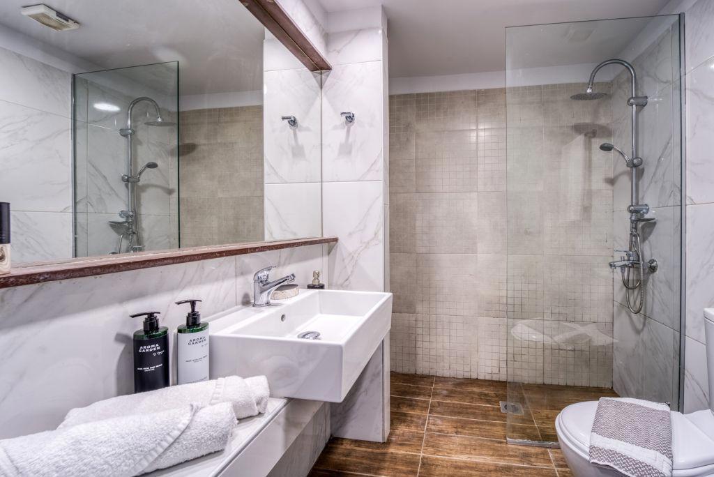 Island City Boutique Hotel