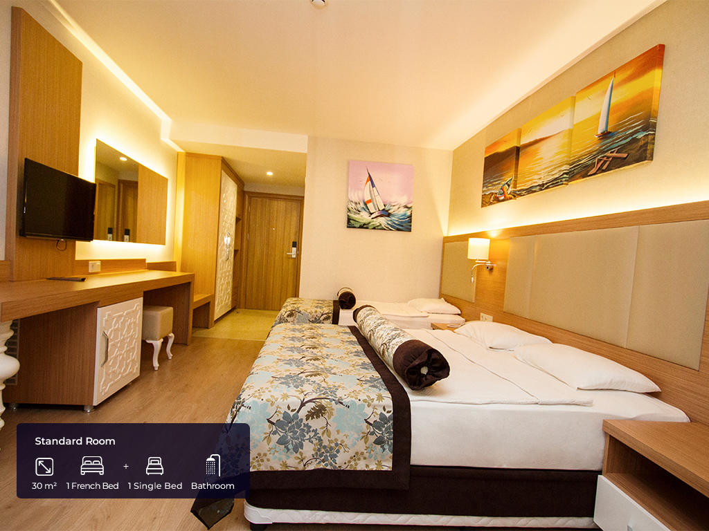 Blue Wave Suite Hotel