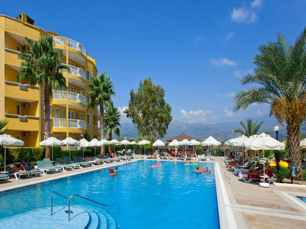 Club Paradiso Hotel & Resort