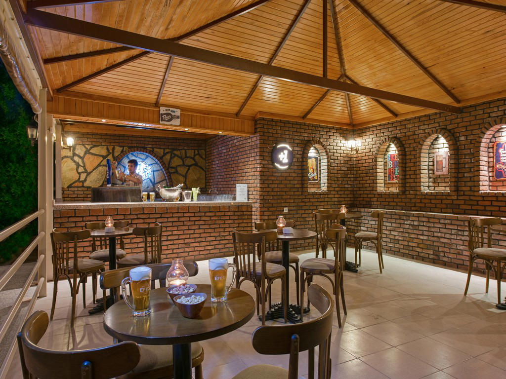 Club Paradiso Hotel & Resort