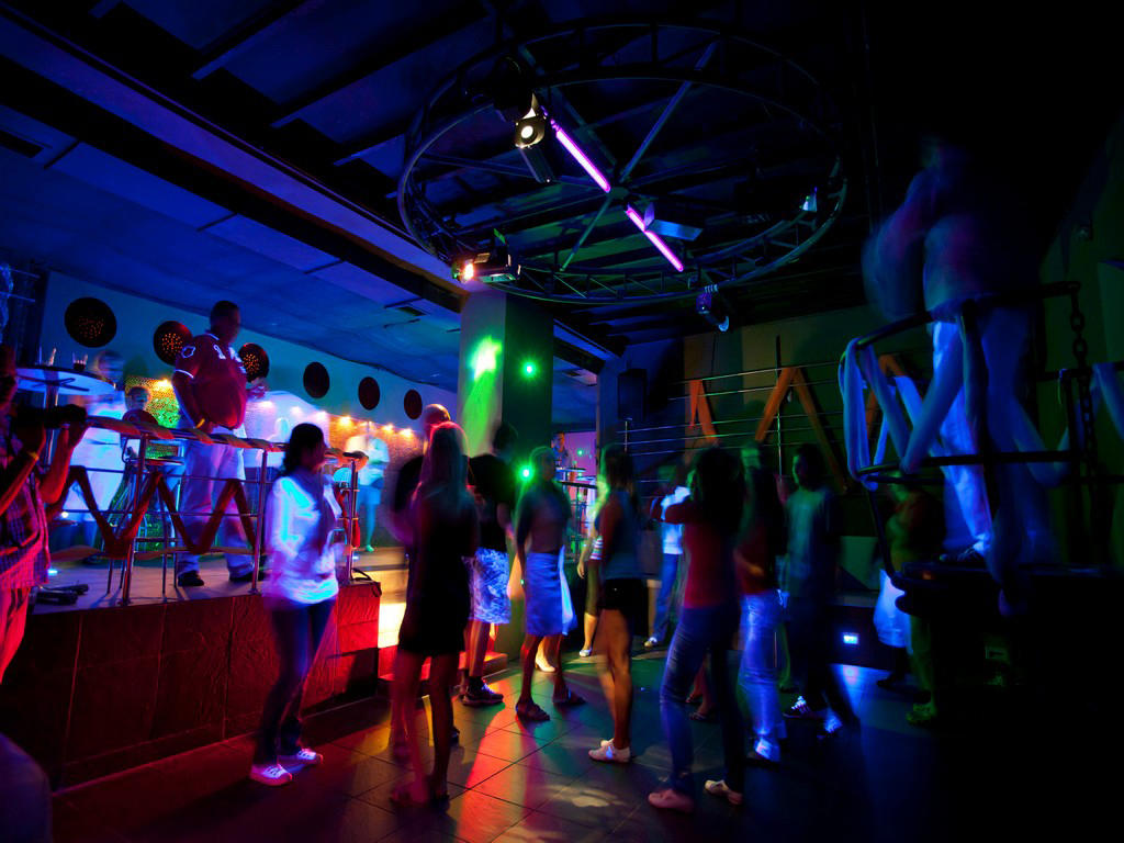 Club Paradiso Hotel & Resort