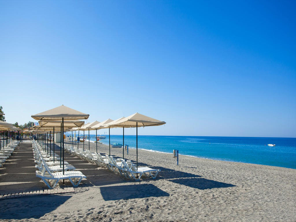 Club Paradiso Hotel & Resort