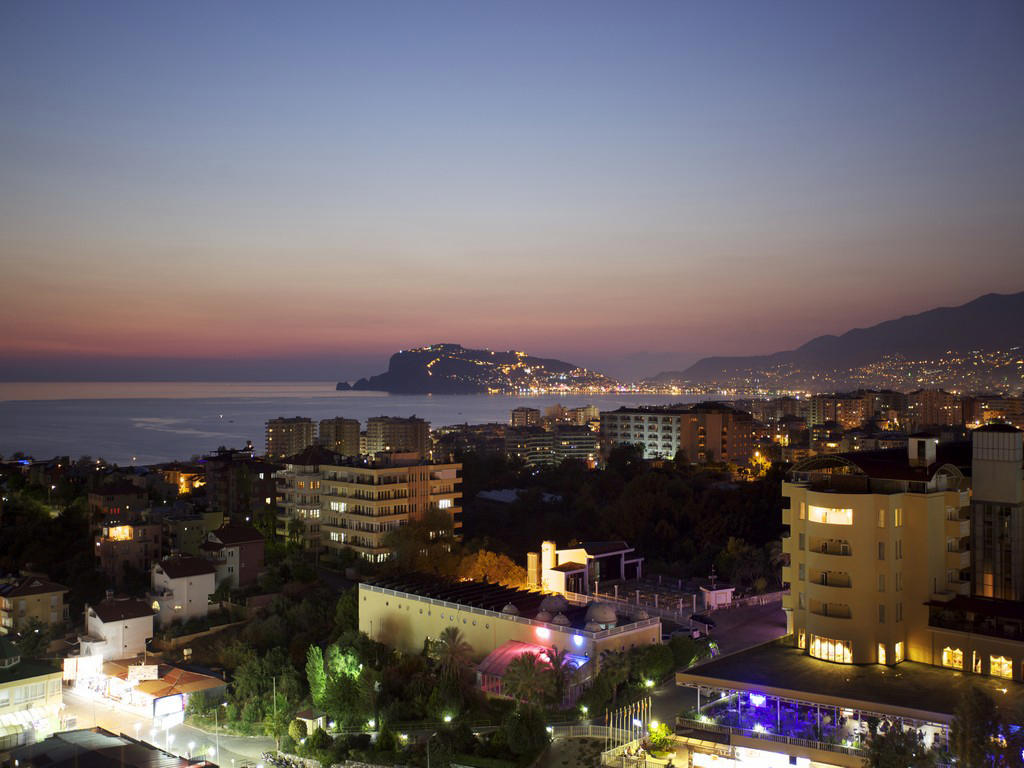 Club Paradiso Hotel & Resort