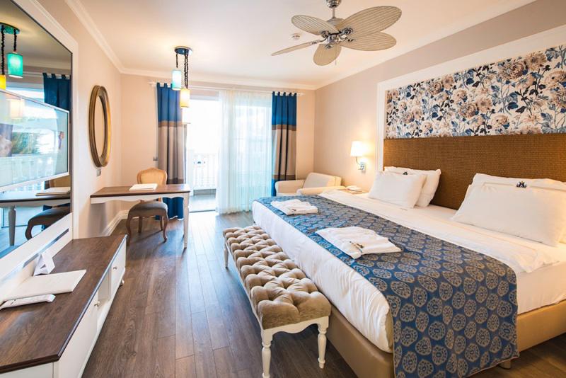 Rubi Platinum Spa Resort & Suites