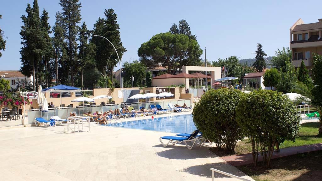 Ares Dream Hotel
