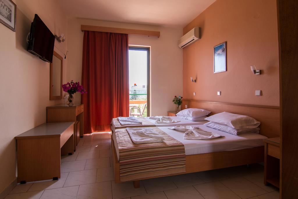 VILLA GEORGE STUDIOS