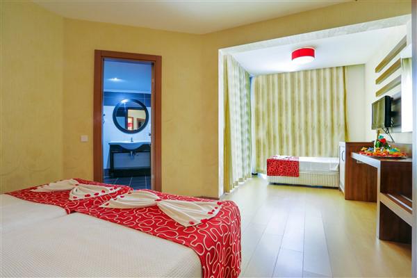 CLEOPATRA GOLDEN BEACH HOTEL