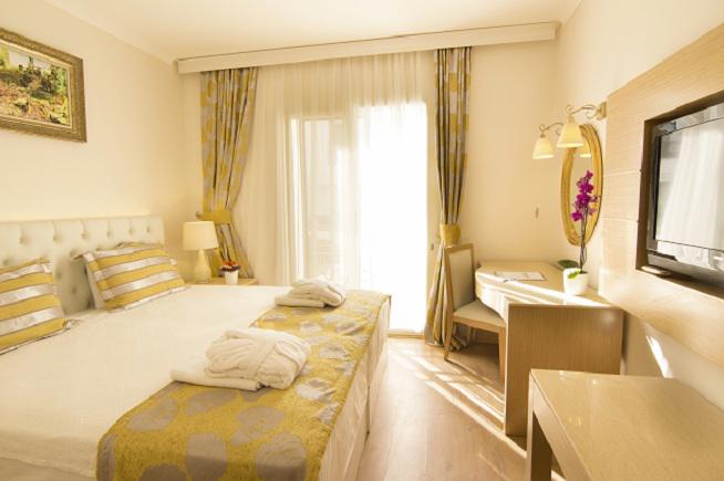 DEL MARE BOUTIQUE HOTEL ( EX CESARS SUITS BOUTIQUE HOTEL BODRUM)