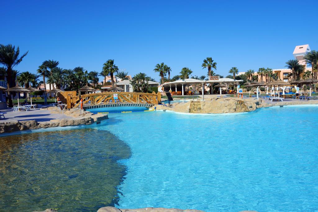 BEACH ALBATROS RESORT - SAFAGA ROAD, HURGADA