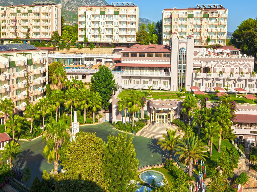 Club Paradiso Resort Hotel
