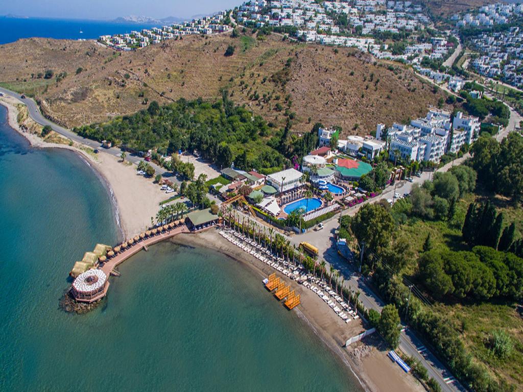 Golden Beach Resort & Spa