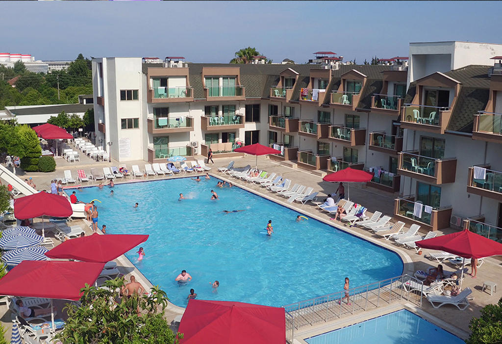 Omorfi Garden Resort Hotel