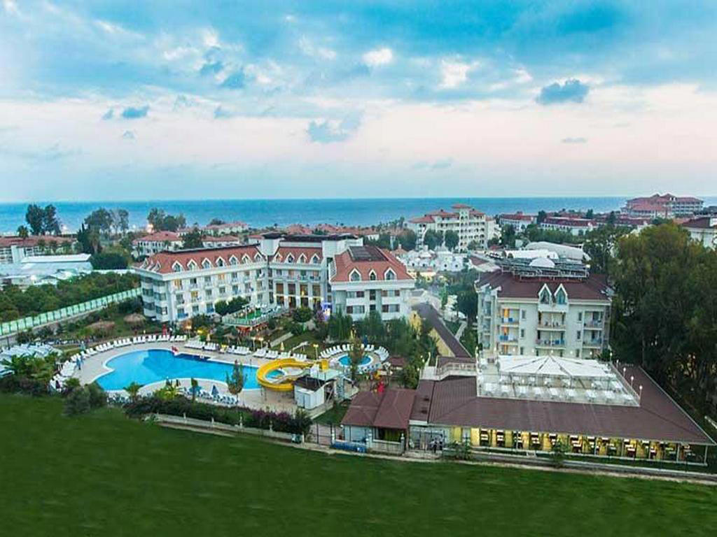 GRAND MIR'AMOR HOTEL