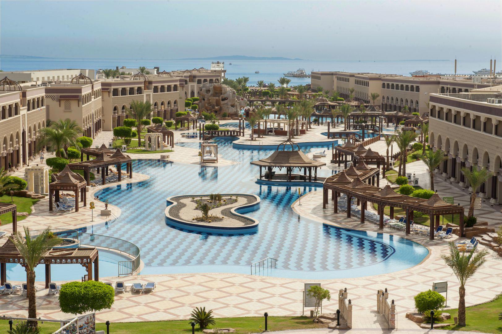 SUNRISE ALORA AQUA PARK RESORT