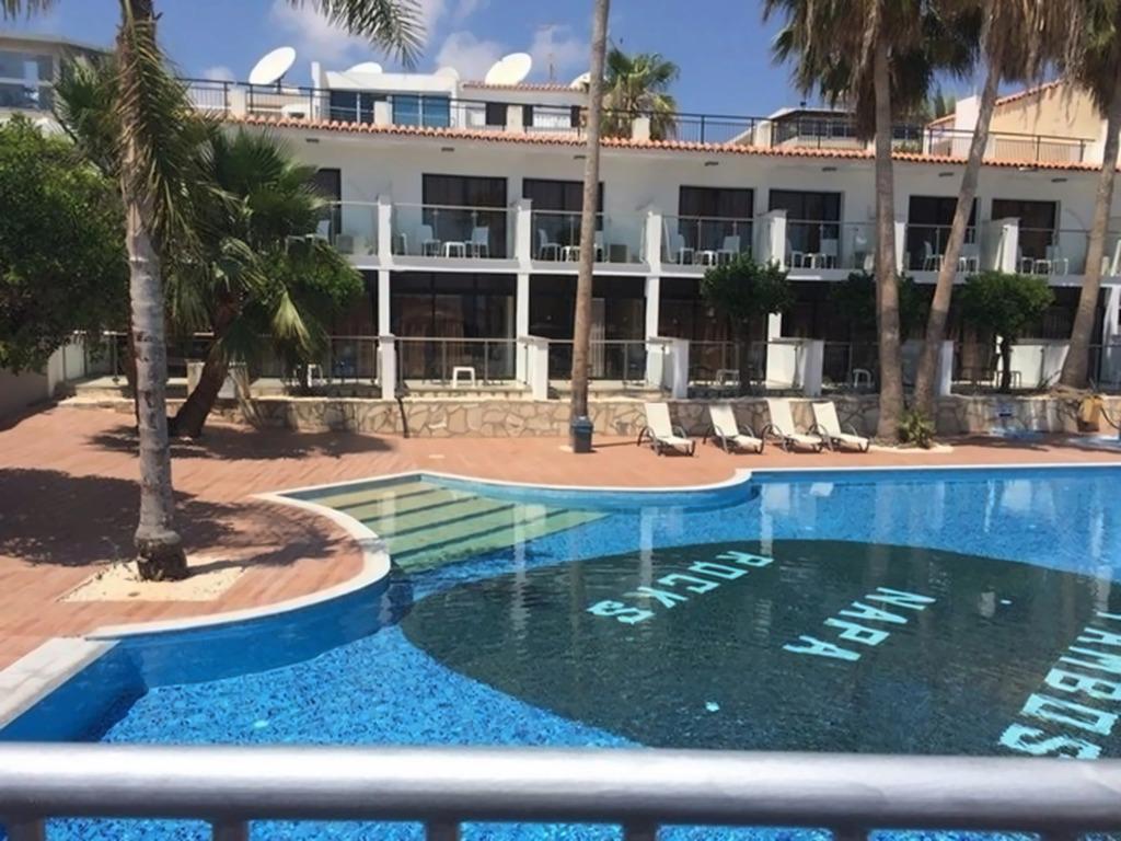 Pambos Napa Rocks