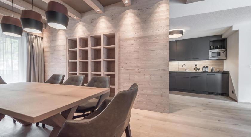 Castello Falkner Chalets & Residences