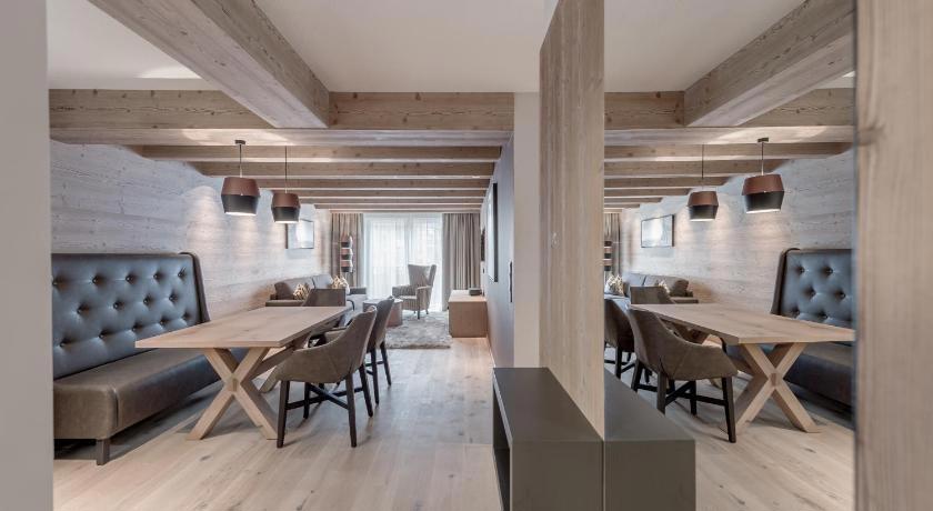 Castello Falkner Chalets & Residences
