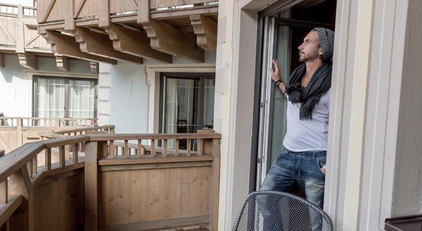 Castello Falkner Chalets & Residences